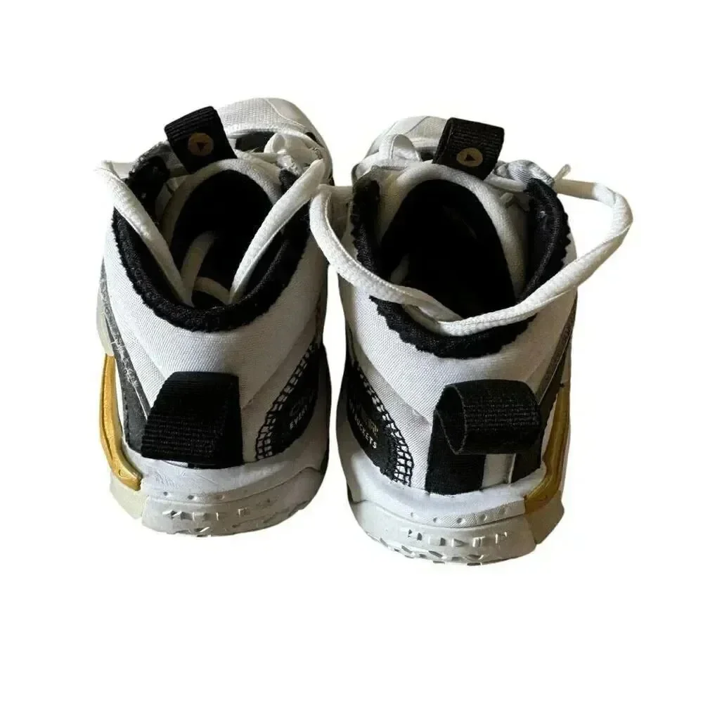 NIKE Air Zoom Crossover 2 High Top Bounce Back Basketball Boys SZ 2Y